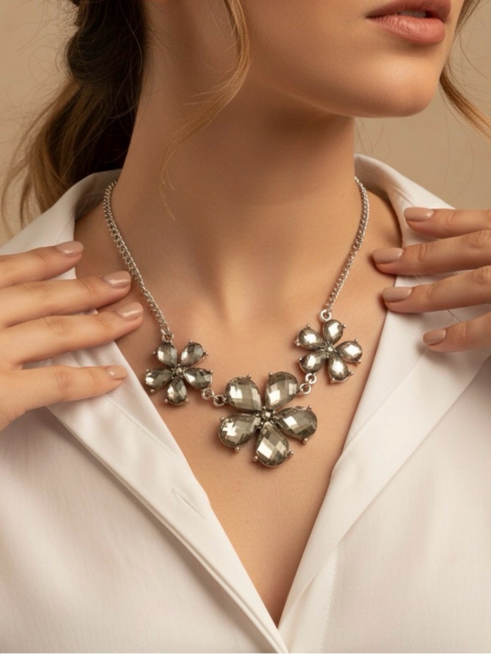 Silver-Tone Grey Floral Statement Necklace Adjustable Romantic Boho
